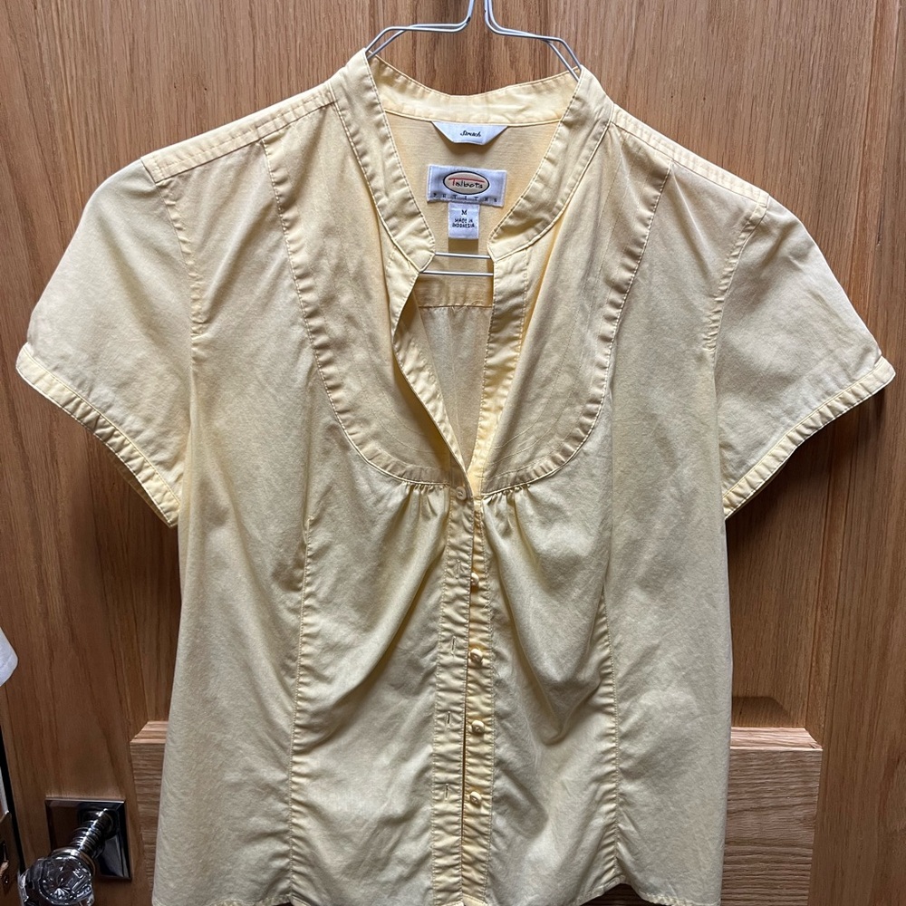 Talbots Light Yellow Short Sleeve Blouse